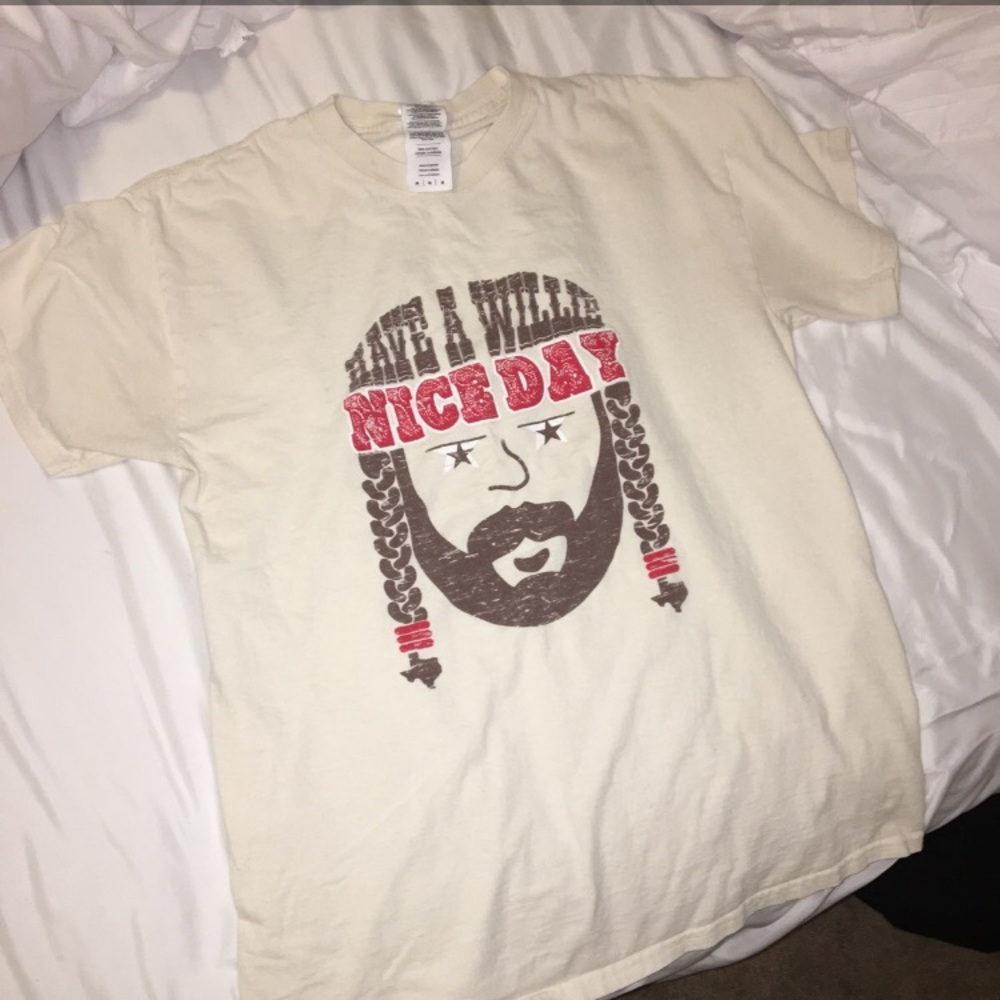 2 Retro Shirts - Picture 3 of 3